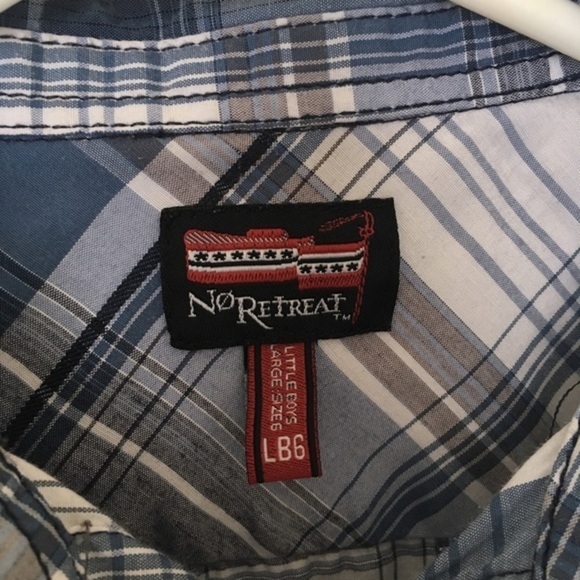 No Retreat Boys Size Large Button Down Shirt - Picture 2 of 3